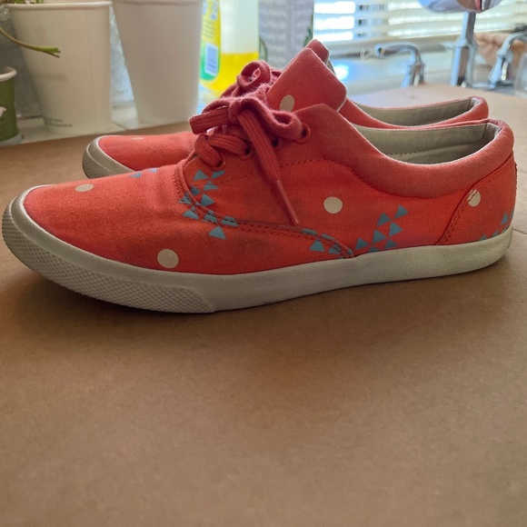 Shoes - Picture 2 of 2